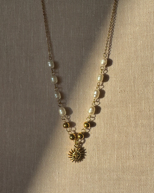 SOLEA Pearl Necklace